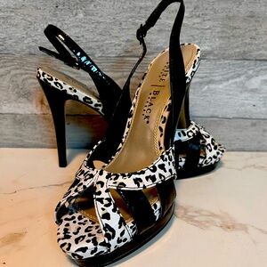 White House Black Market Stiletto